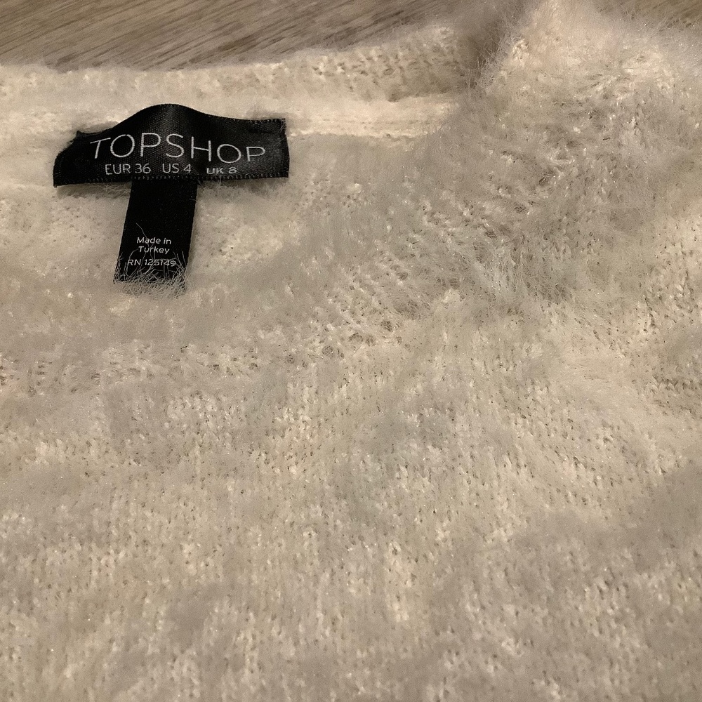 TOPSHOP Cropped Sweater - Picture 3 of 4